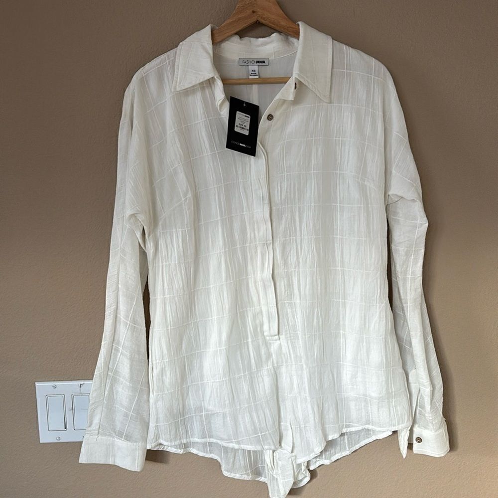 NWT Fashion Nova White Can’t Control it Button up Romper size XS‎